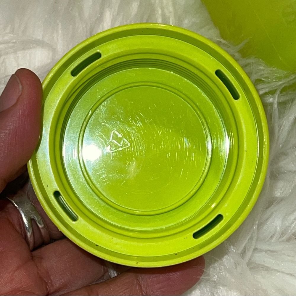 lululemon Pure Focus Glass Water Bottle - Picture 9 of 11